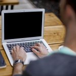 The Pros and Cons of Outsourcing Mobile app Development