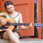 Five must have Smartphone Accessories for your Summer Vacation