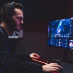 7 Ways to Make Money While Traveling