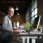 A Guide to Choosing the Right Vaping Equipment: Tips for Beginners